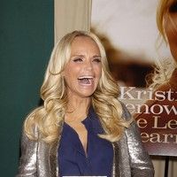 Kristin Chenoweth signs copies of her new album 'Some Lessons Learned' | Picture 75396